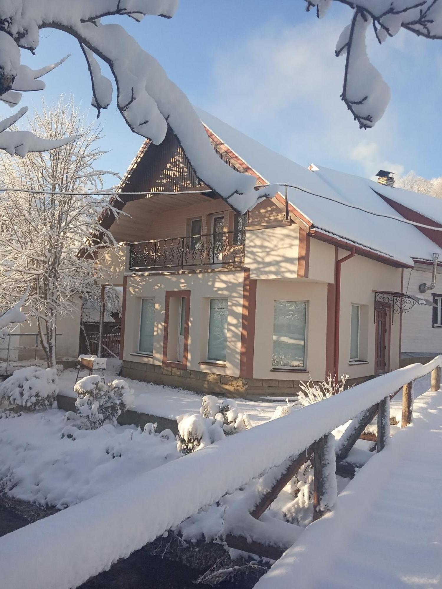 Hotel У Олега Verkhne-Studenyy Exteriér fotografie